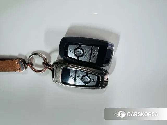 Ford Mustang id 3608117 из Кореи 11