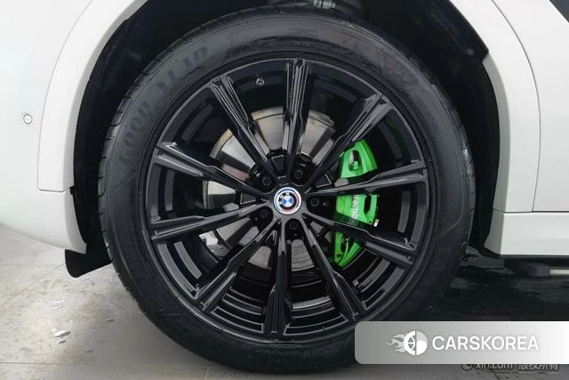 BMW X6 id 4210262 из Китая 11