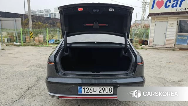 Hyundai Grandeur (GN7) id 3870171 из Кореи 11