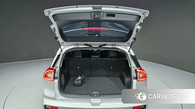 Kia Niro EV id 3504508 из Кореи 11