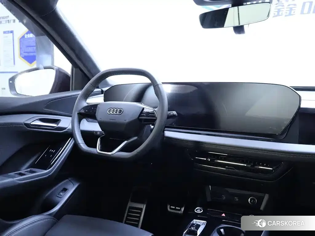 Audi Q6L id 4600385 из Китая 11