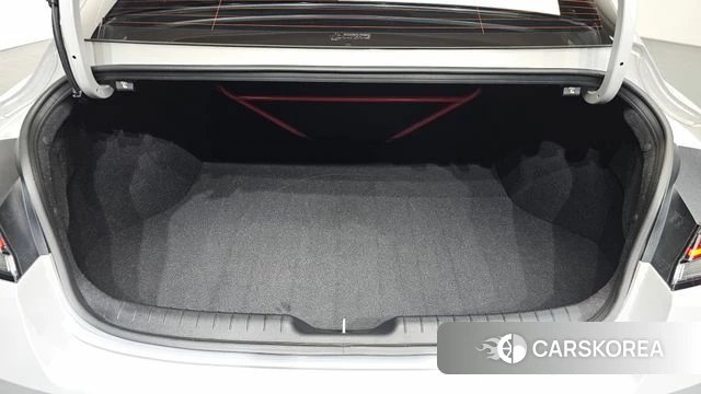 Hyundai Avante (CN7) id 3941002 из Кореи 11