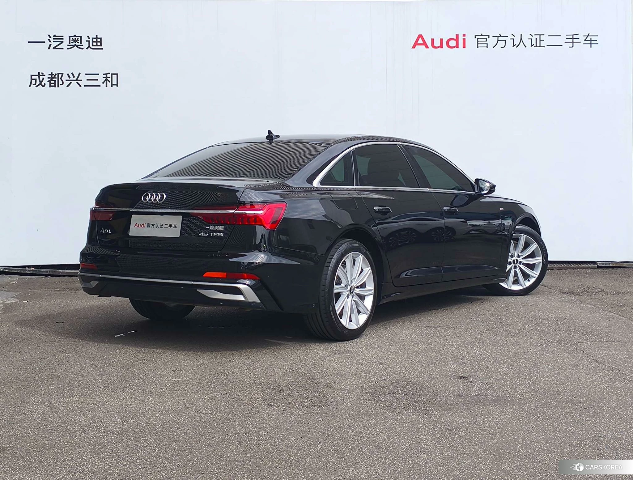 Audi A6L id 4513842 из Китая 11