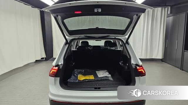 Volkswagen Tiguan Allspace id 3897213 из Кореи 11