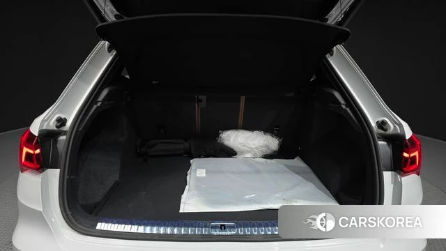 Audi Q3 (F3) id 4354076 из Кореи 11