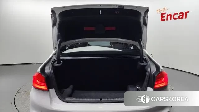 BMW 5 Series (G30) id 3203886 из Кореи 11