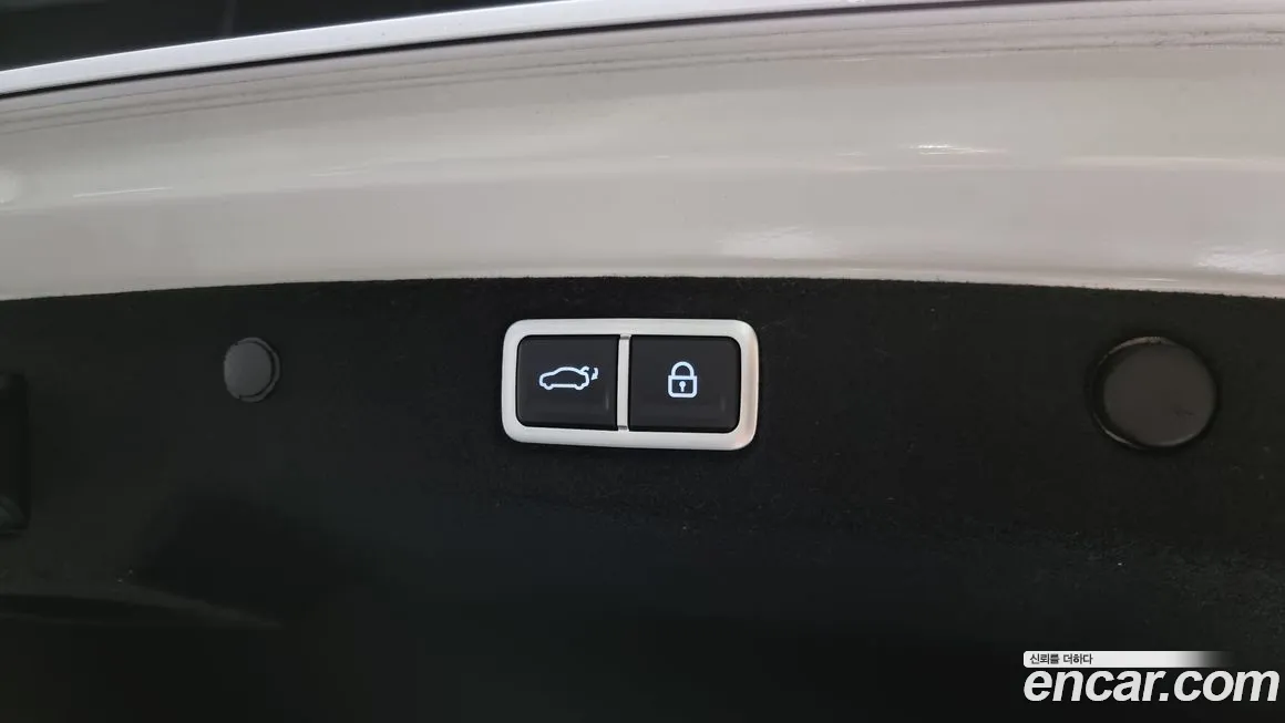 Hyundai Grandeur (GN7) id 1885967 из Кореи 11