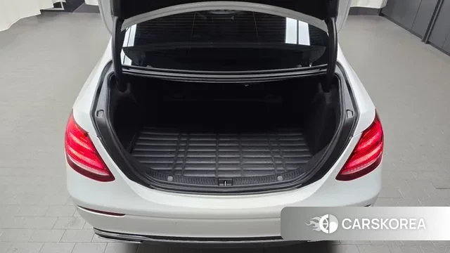 Mercedes-Benz E-Class W213 id 3667069 из Кореи 11