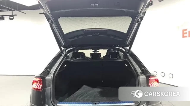 Audi Q8 (4M) id 3581040 из Кореи 11