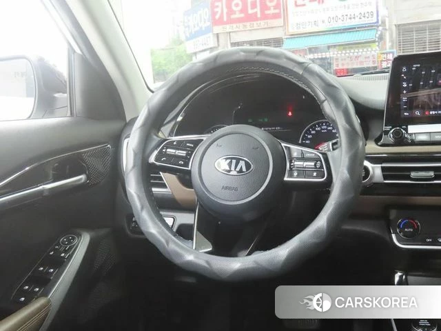 Kia Seltos id 4604477 из Кореи 11