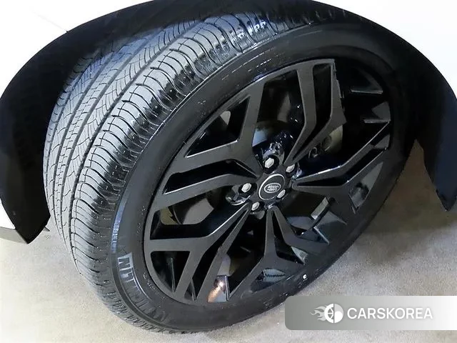 Land Rover Range Rover Velar id 3426211 из Кореи 11