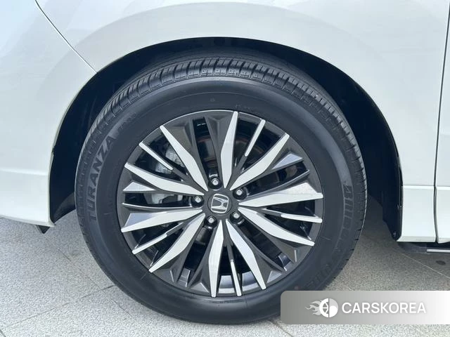 Honda Crown Road id 4353575 из Китая 11