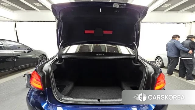 BMW 5 Series (G30) id 3779018 из Кореи 11