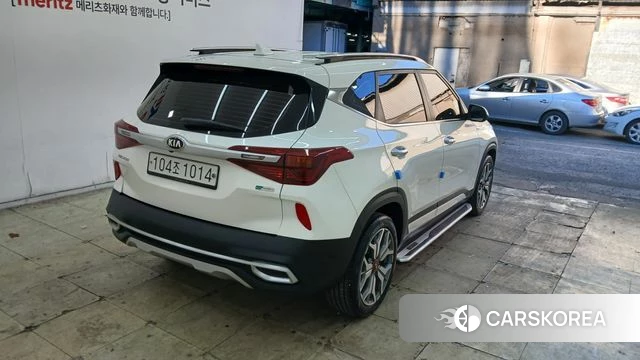 Kia Seltos id 4304504 из Кореи 11
