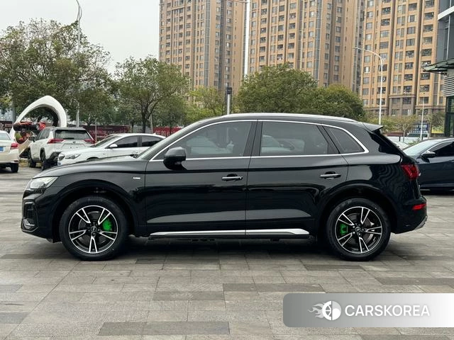 Audi Q5L id 3857939 из Китая 11