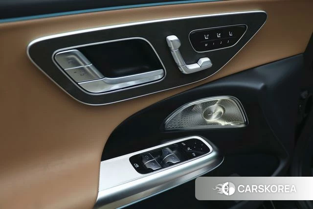 Mercedes-Benz E-class id 3939329 из Китая 11