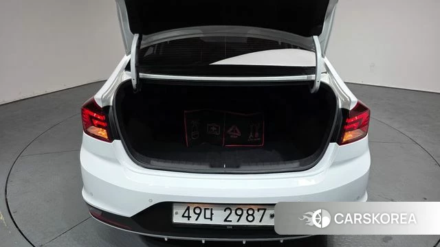 Hyundai The New Avante AD id 3924728 из Кореи 11