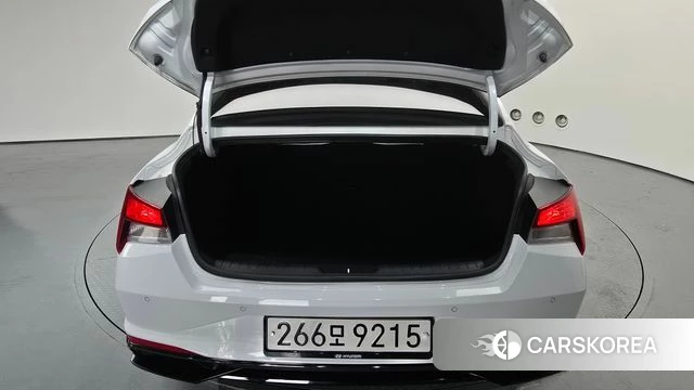 Hyundai Avante Hybrid (CN7) id 4281491 из Кореи 11