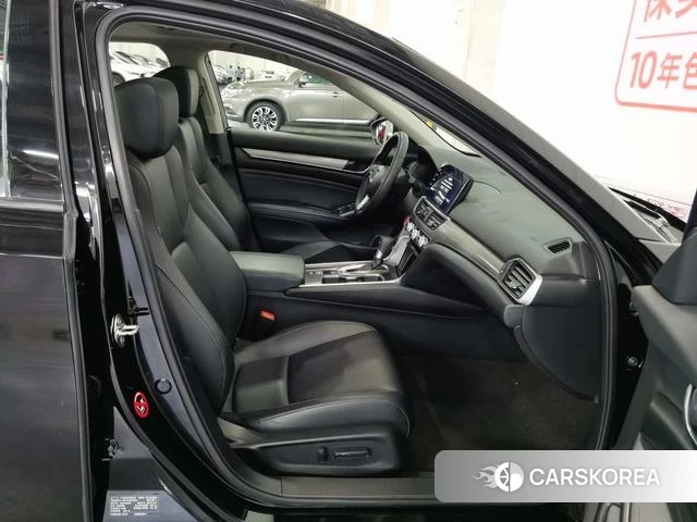 Honda Accord id 4253174 из Китая 11