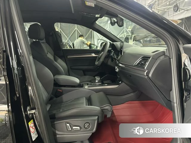 Audi Q5L id 4359570 из Китая 11