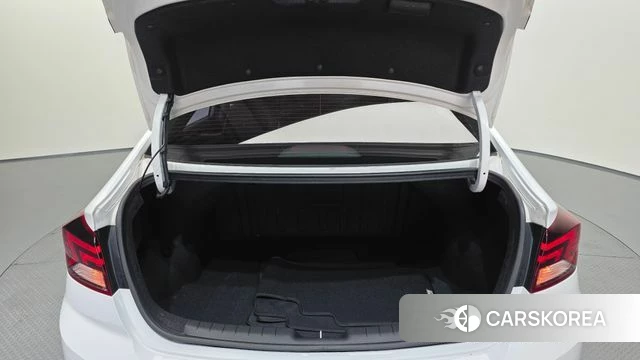 Hyundai The New Avante AD id 4447079 из Кореи 11