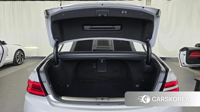 Genesis G90 id 4626120 из Кореи 11
