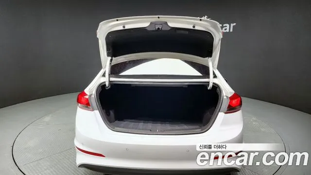 Hyundai Avante AD id 2484893 из Кореи 11