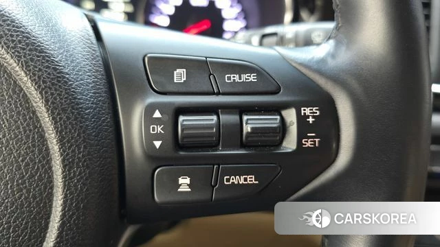 Kia The New Carnival id 4677731 из Кореи 11