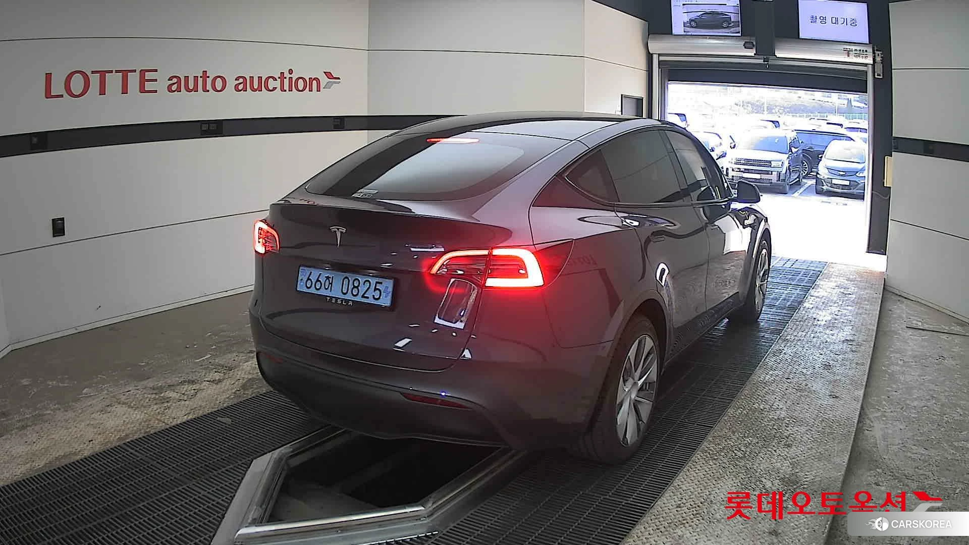 Tesla Model Y RWD id 3882118 из Кореи 11