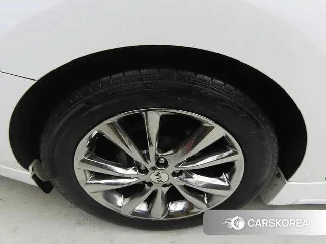 Kia The New Carnival id 3514828 из Кореи 11