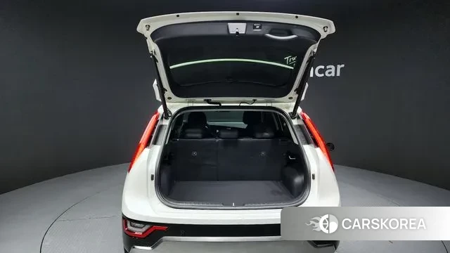 Kia Di Ol Nu Niro id 3654741 из Кореи 11