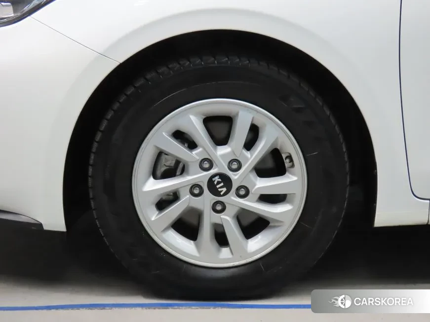 Kia Come New K3 id 2108205 из Кореи 11