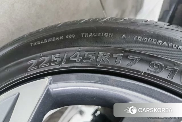 Hyundai Elantra id 4313881 из Китая 11