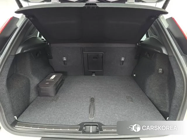 Volvo XC40 id 3775892 из Кореи 11