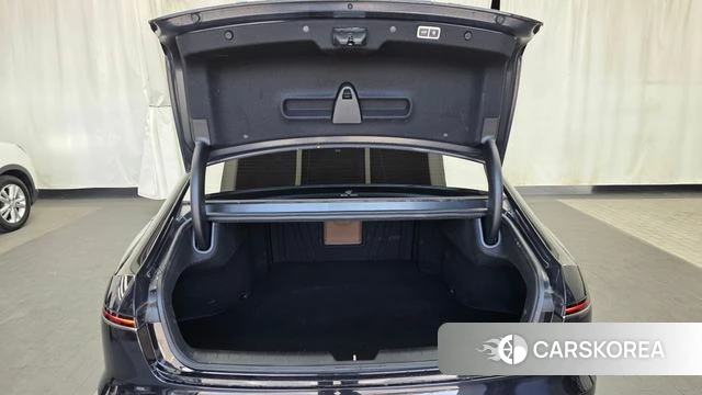 Hyundai Grandeur (GN7) id 4201723 из Кореи 11