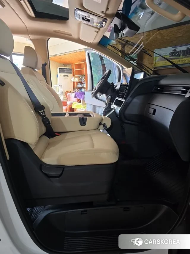 Hyundai Staria id 3745088 из Кореи 11