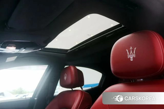 Maserati Ghibli id 4890381 из Кореи 11