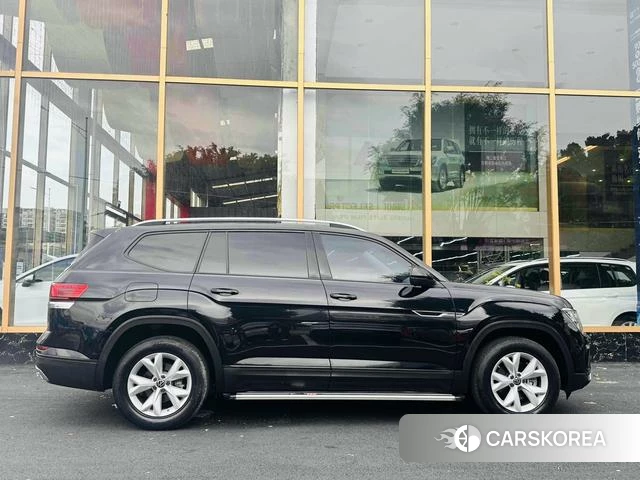 Volkswagen Tourang id 4314857 из Китая 11