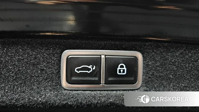 Hyundai Grandeur Hybrid (GN7) id 3883721 из Кореи 11