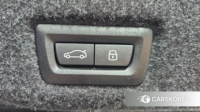 BMW 5 Series (G60) id 3410155 из Кореи 11