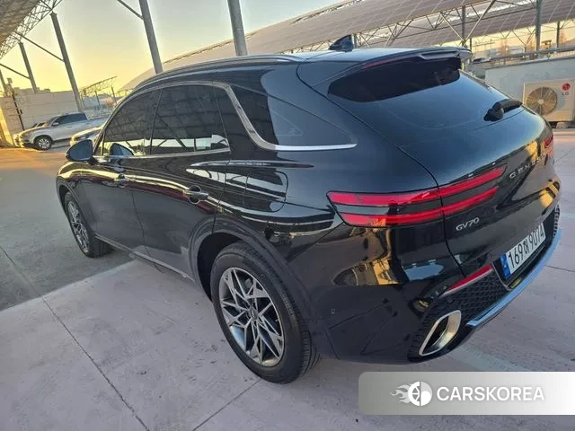 Genesis GV70 id 3606472 из Кореи 11