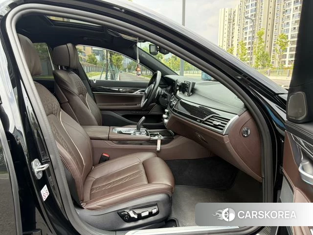 BMW 7 series id 4265567 из Китая 11