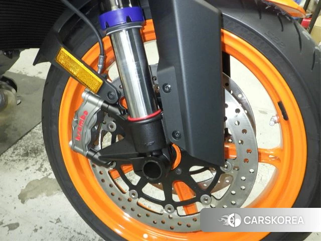 Проданный KTM 1290 SUPER DUKE R id 3999833 из Японии, фото 11