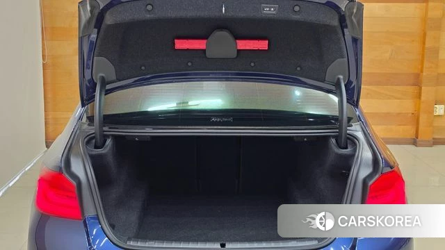 BMW 5 Series (G30) id 4507985 из Кореи 11