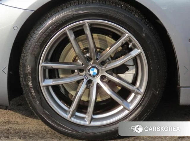 BMW 5 Series (G30) id 3844426 из Кореи 11