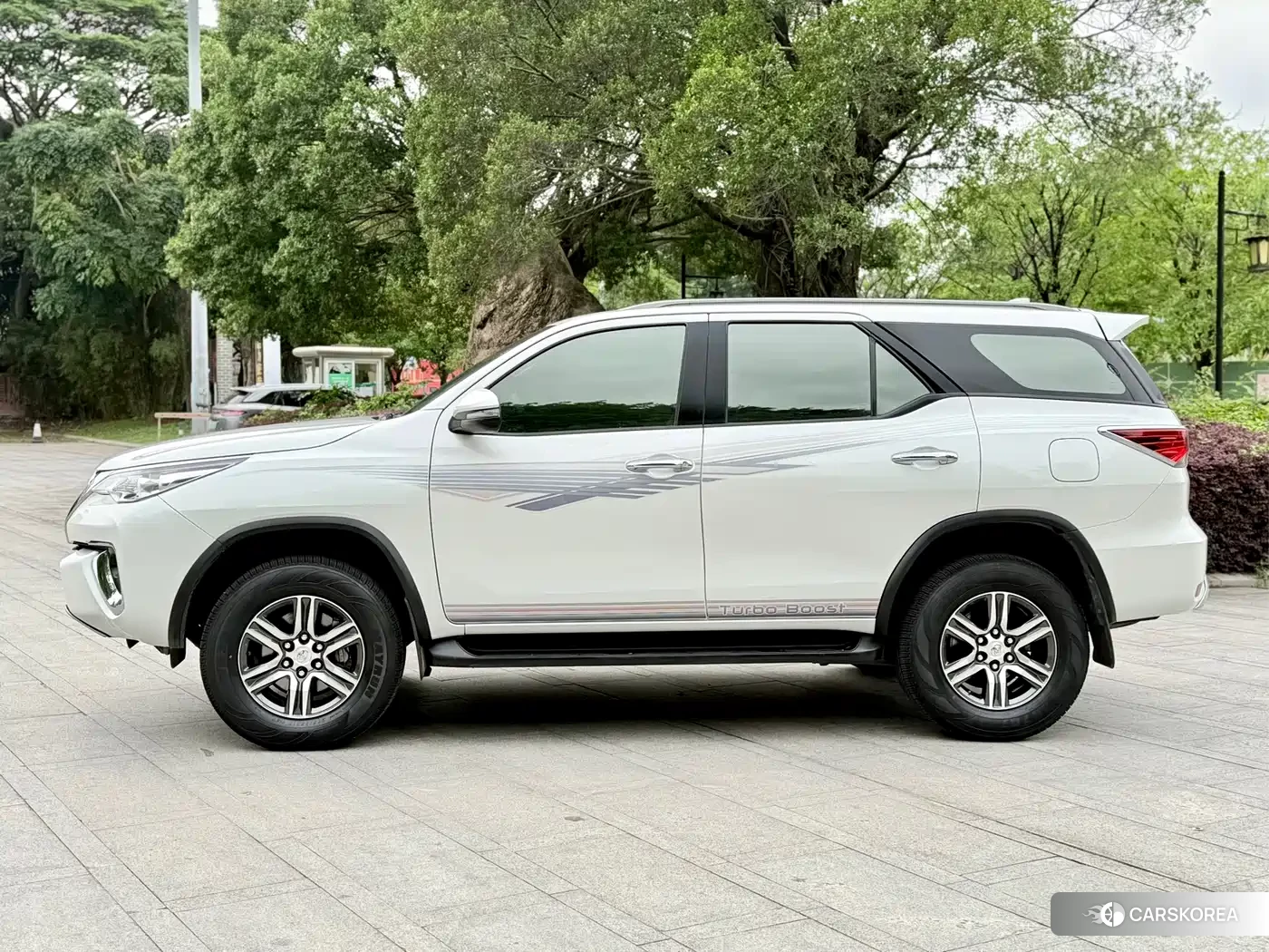 Toyota Fortuner id 4589541 из Китая 11