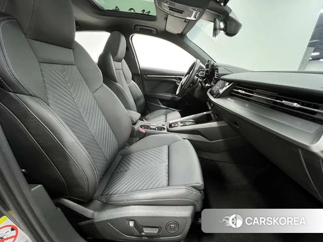 Audi A3 id 4329049 из Китая 11