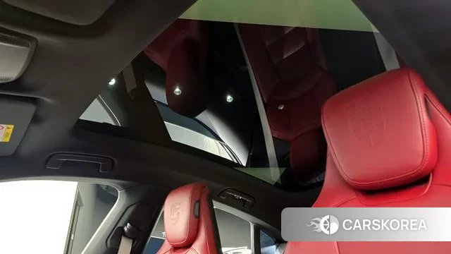 Porsche Taycan id 3389594 из Кореи 11