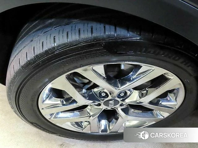 Kia The New Sorento id 3886112 из Кореи 11