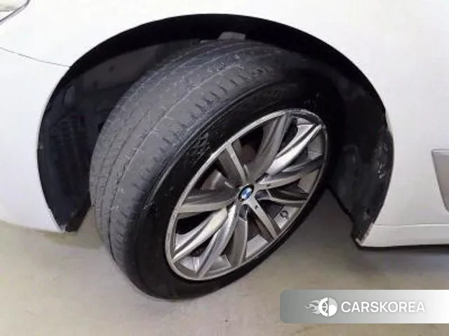 BMW 5 Series (G30) id 2991161 из Кореи 11